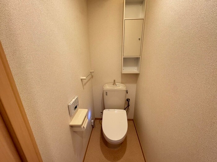 物件内観写真12　(トイレ)