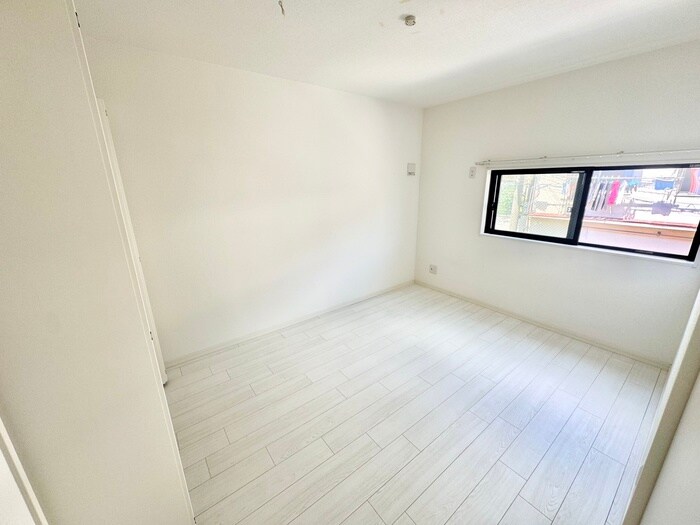 物件内観写真12　(居室)