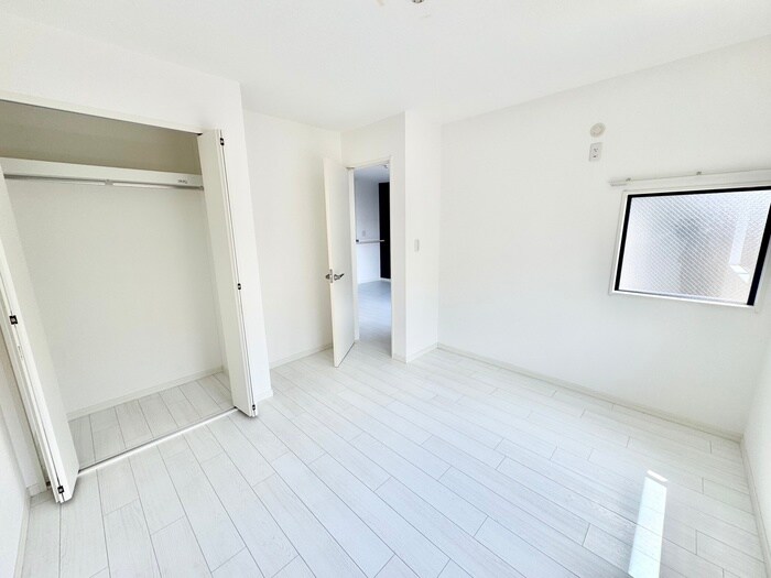 物件内観写真13　(居室)