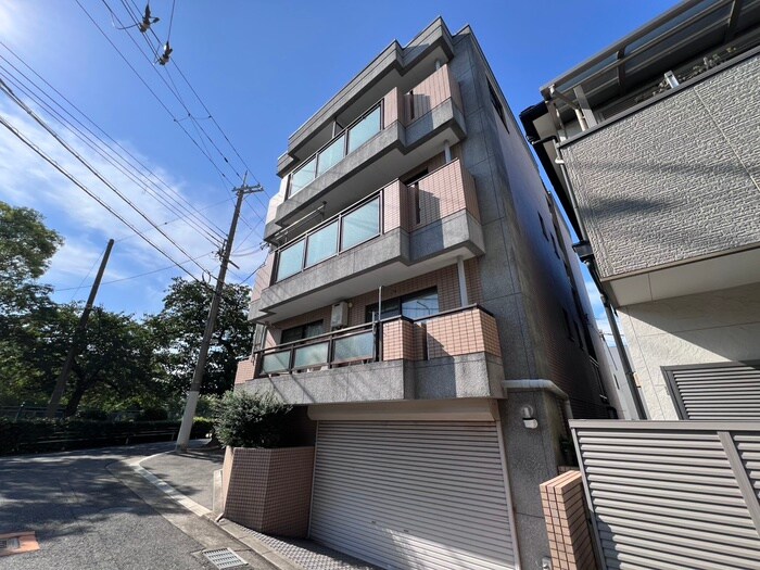 物件外観写真2　(外観写真)