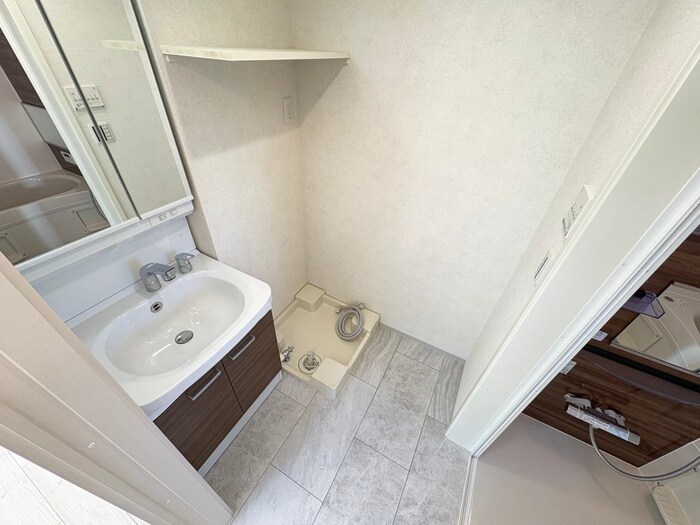 物件内観写真9　(洗面)