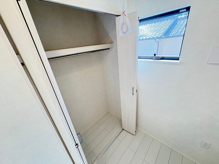 物件内観写真14　(収納)