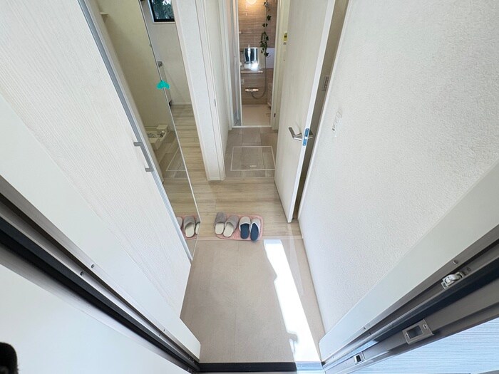 物件内観写真20　(玄関)