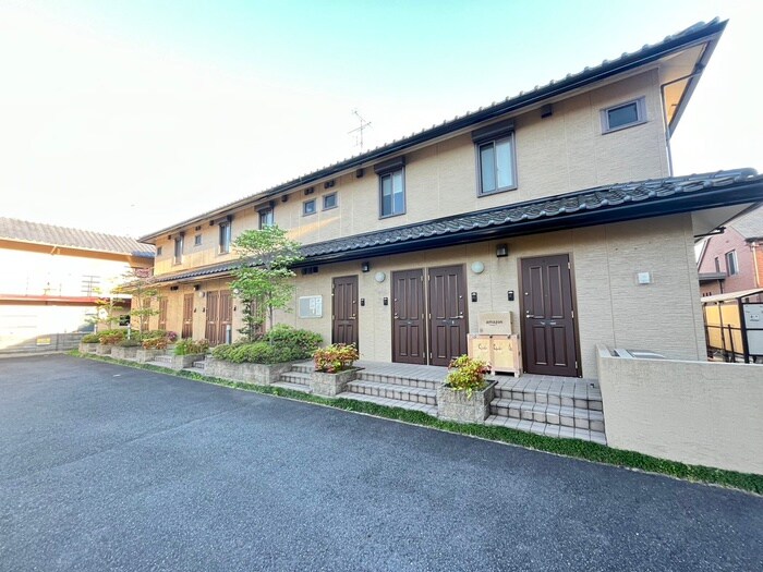 メゾン・ド・ソレイユの物件外観写真