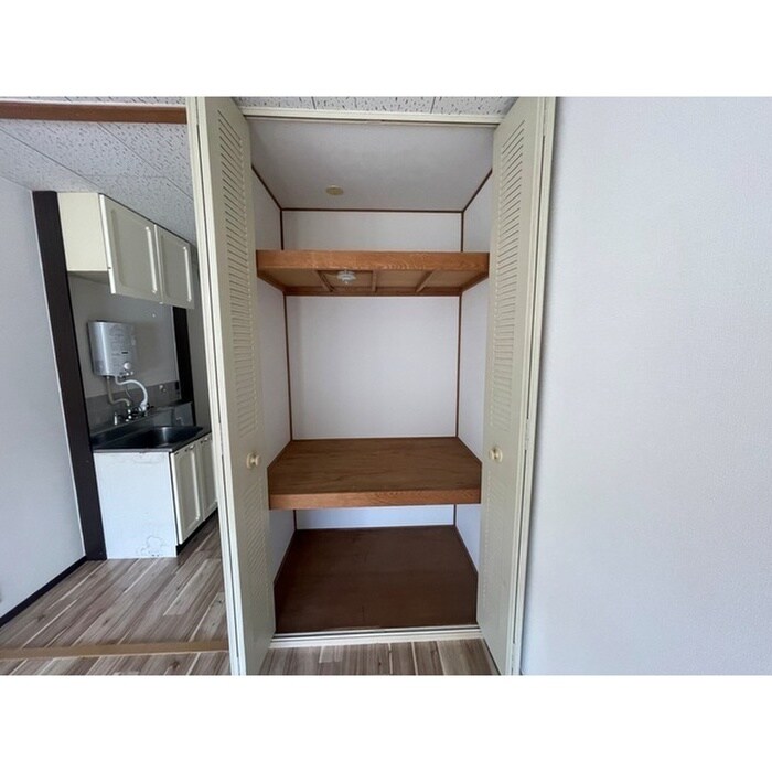 物件内観写真9　(収納)