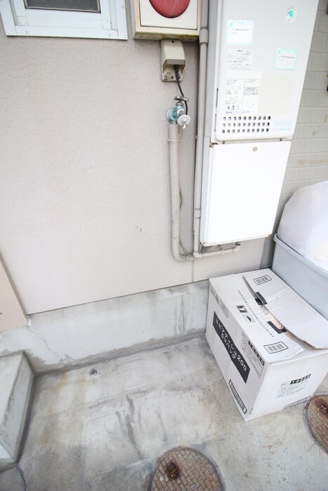 物件内観写真15　(洗濯機置場)