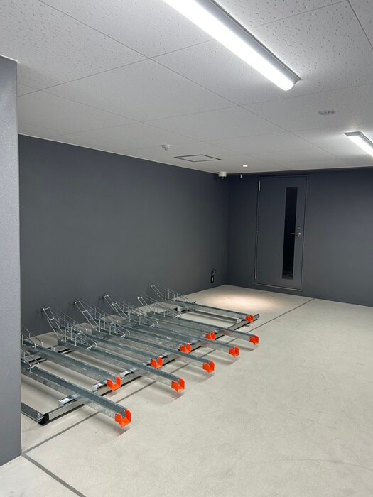 物件外観写真3　(駐輪場)