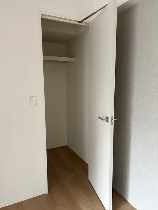物件内観写真16　(収納)
