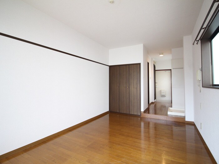 物件内観写真5　(居室)