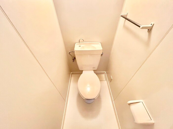 物件内観写真8　(トイレ)