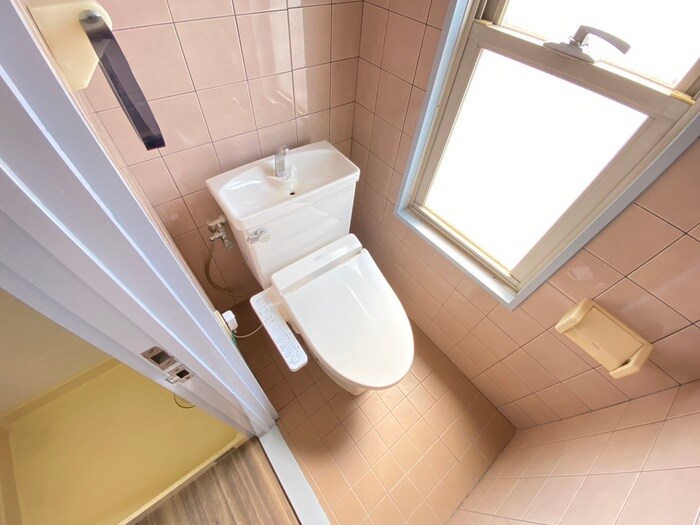 物件内観写真14　(トイレ)