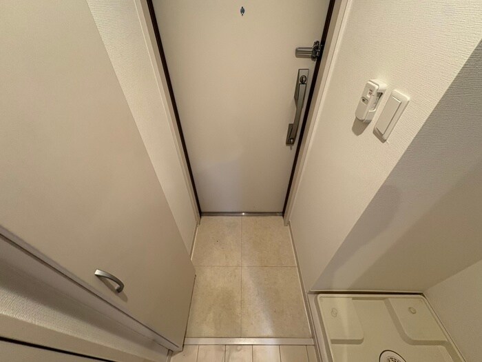 物件内観写真19　(玄関)