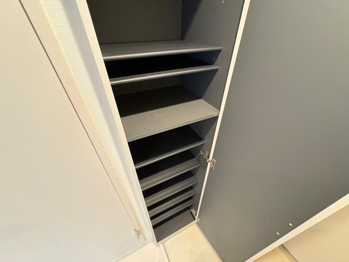 物件内観写真20　(靴箱)