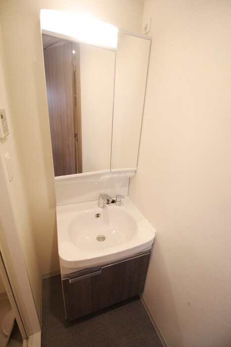 物件内観写真10　(洗面)