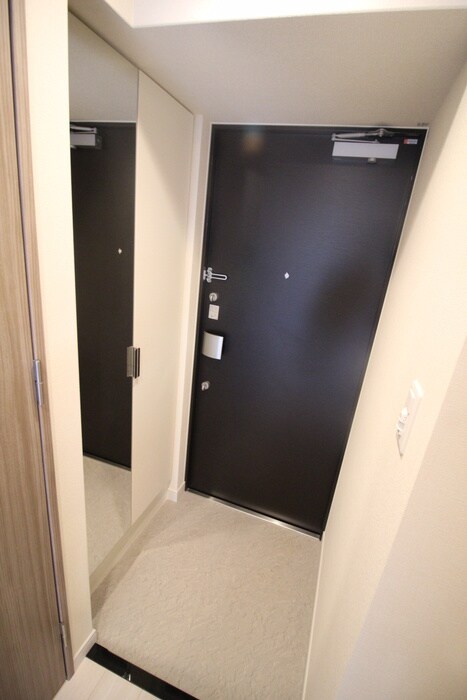 物件内観写真14　(玄関)