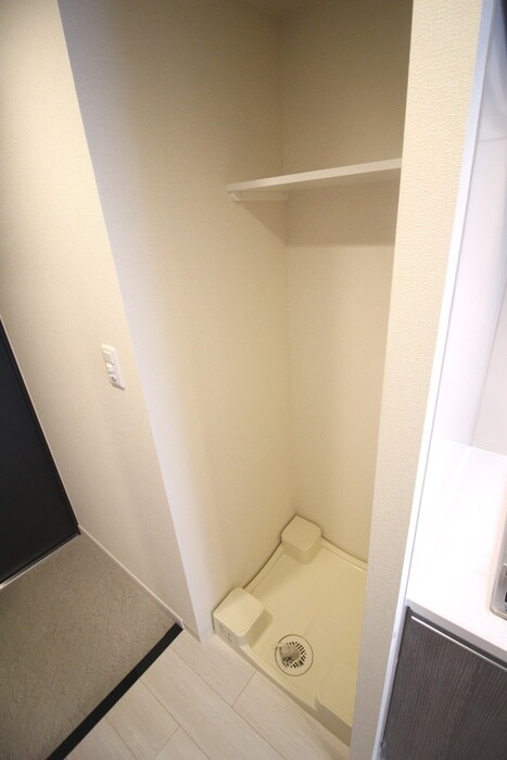 物件内観写真17　(洗濯機置場)