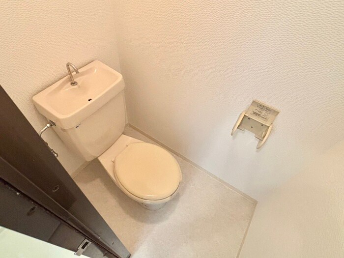 物件内観写真11　(トイレ)