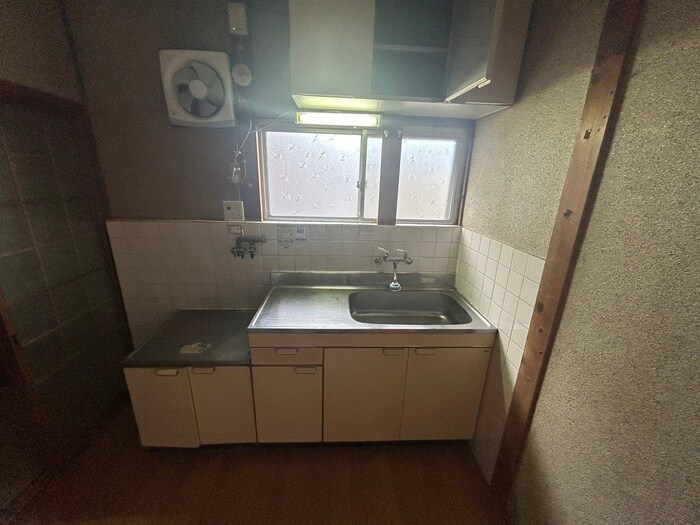 物件内観写真4　(キッチン)