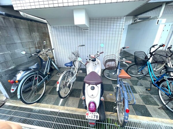 駐輪場