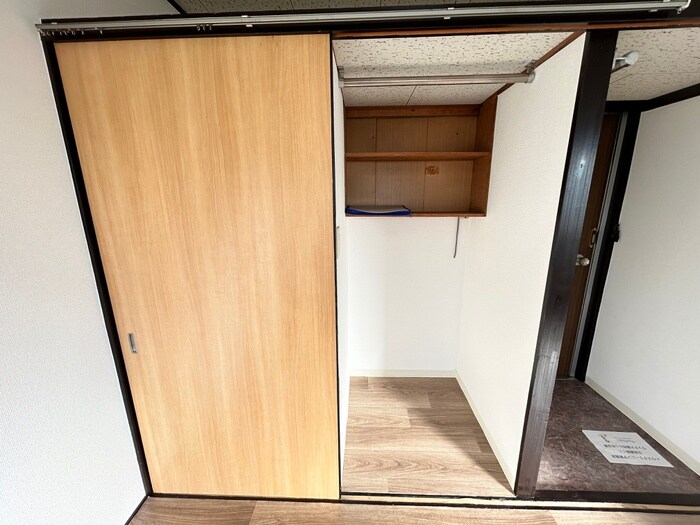 物件内観写真18　(収納)