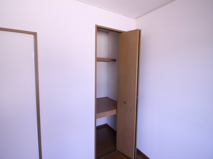 物件内観写真14　(収納)