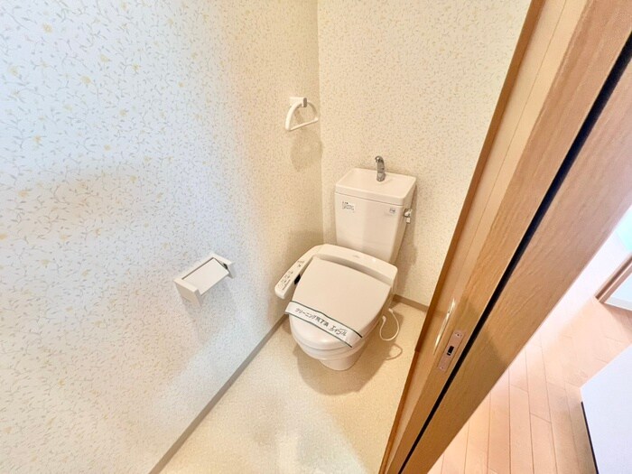 物件内観写真13　(トイレ)