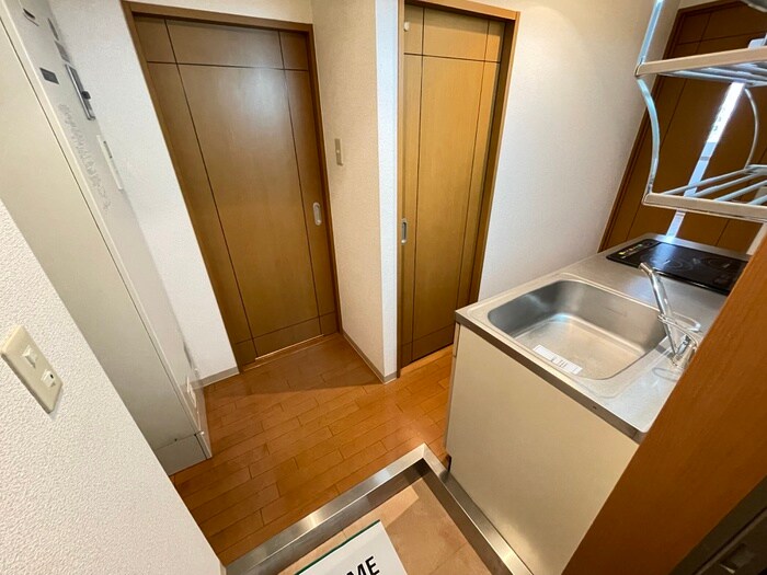 物件内観写真18　(廊下)