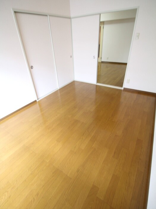 物件内観写真18　(居室)