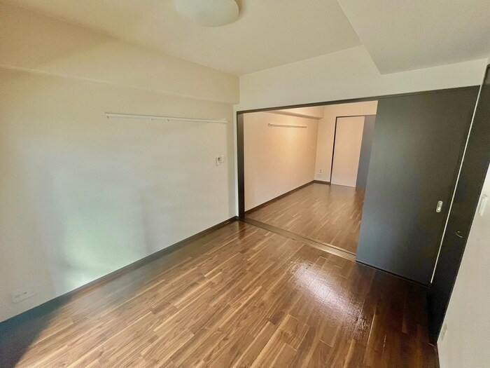 物件内観写真18　(居室)