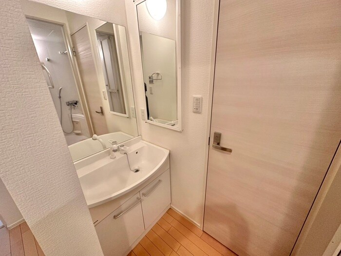 物件内観写真13　(洗面)