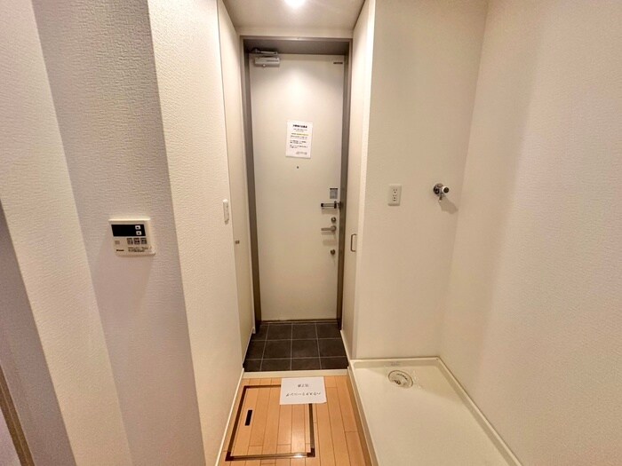 物件内観写真19　(玄関)