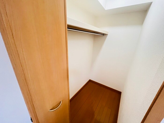 物件内観写真15　(収納)