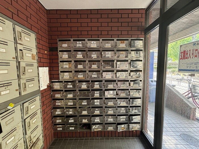 物件外観写真6　(建物設備)