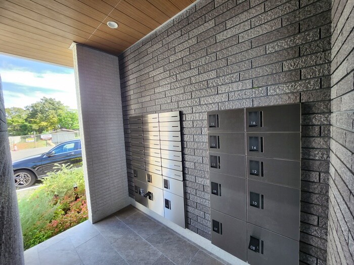 物件外観写真6　(建物設備)