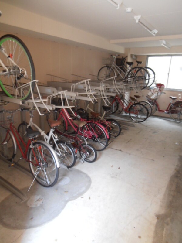 バイク置き場
