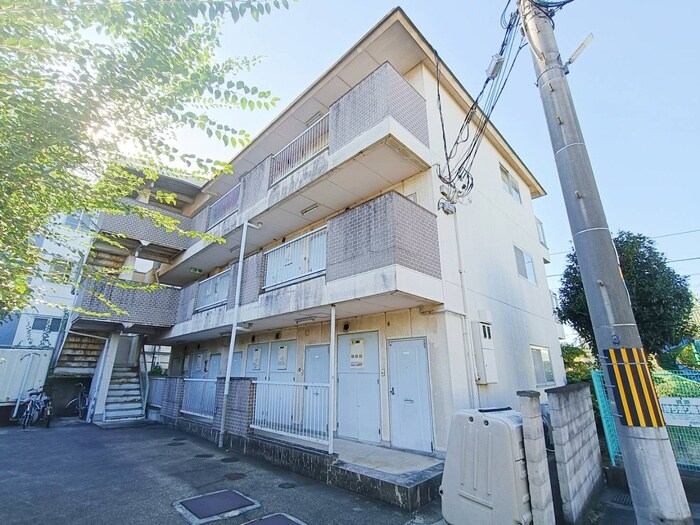 物件外観写真1　(外観写真)