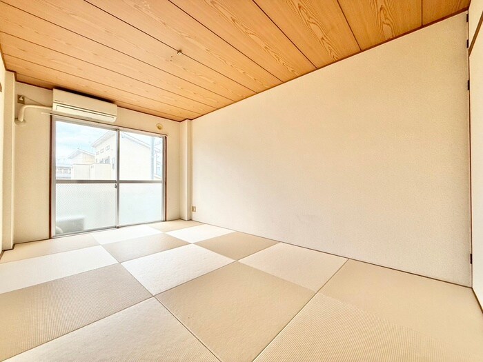 物件内観写真10　(居室)