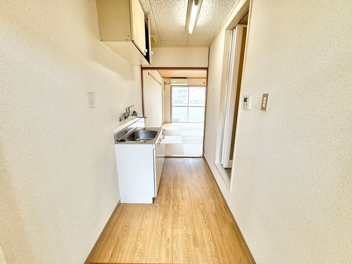 物件内観写真13　(廊下)