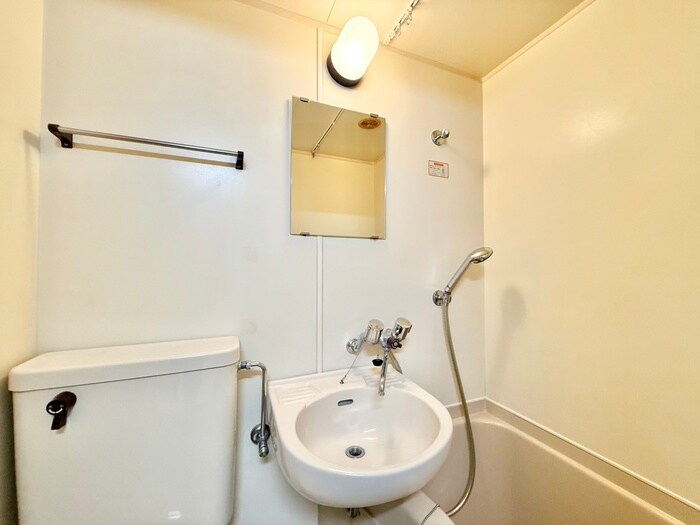 物件内観写真16　(洗面)