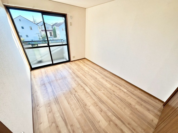 物件内観写真7　(居室)