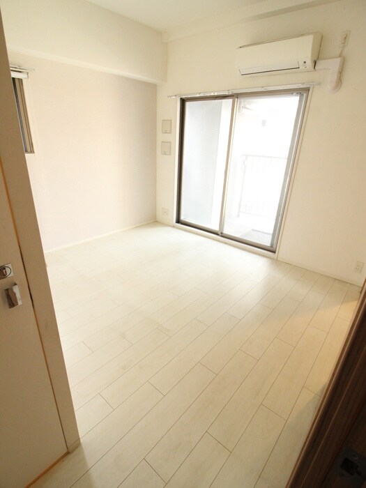 物件内観写真12　(居室)