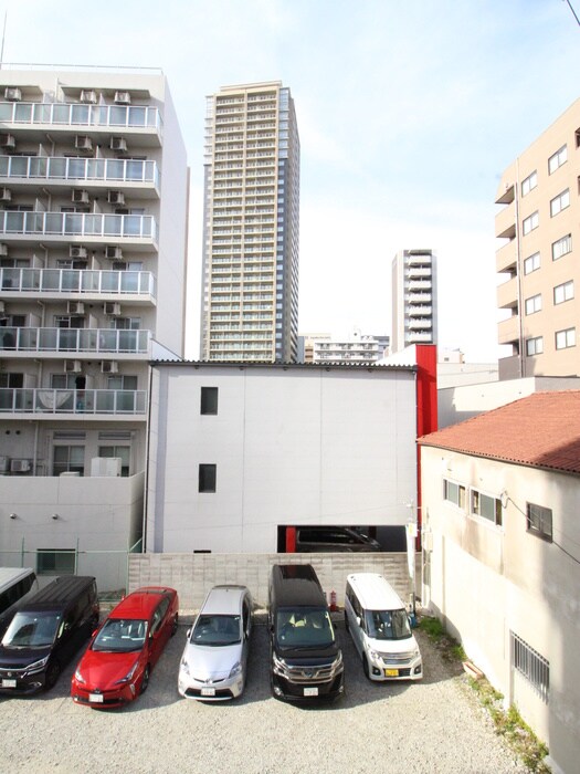 物件内観写真22　(室内からの展望)