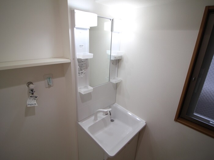 物件内観写真10　(洗面)