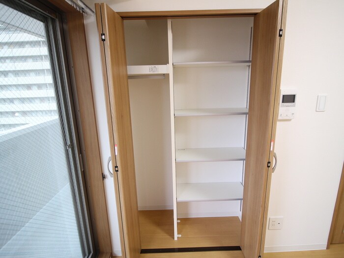 物件内観写真13　(収納)