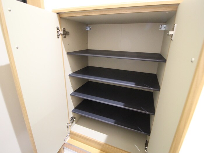 物件内観写真15　(靴箱)