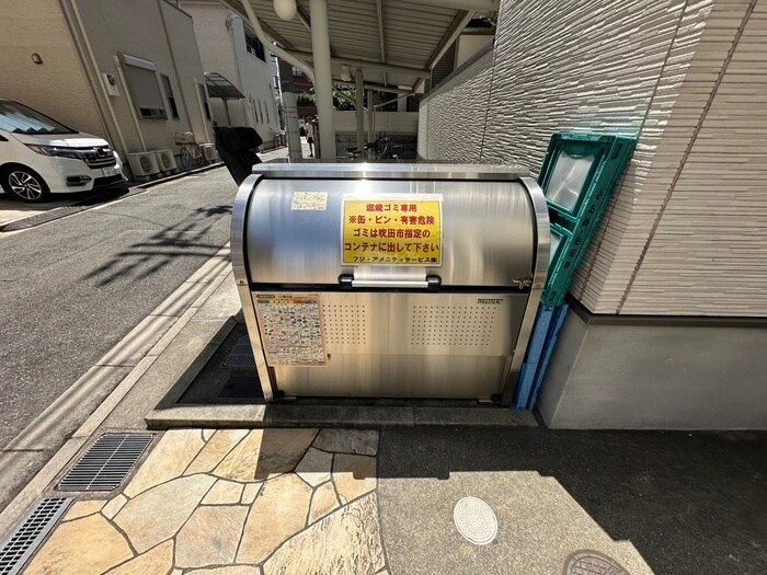 物件外観写真6　(建物設備)