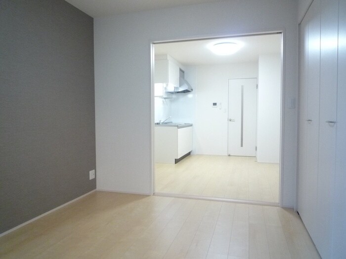 物件内観写真12　(居室)