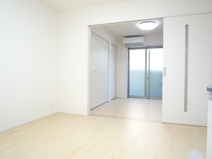 物件内観写真13　(居室)