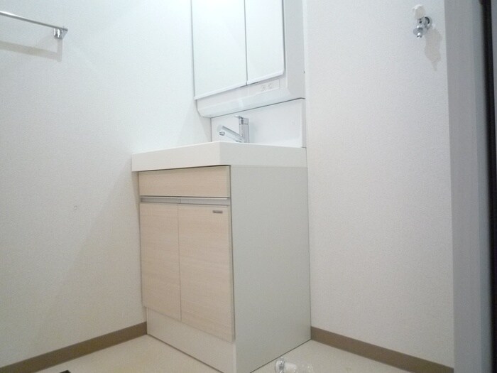 物件内観写真16　(洗濯機置場)