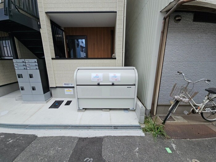 物件外観写真3　(建物設備)